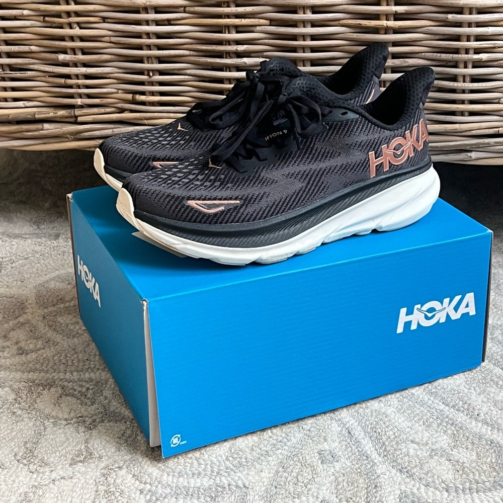 Women’s Hoka Clifton 9